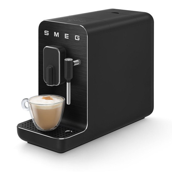 SMEG AUTOMATA KÁVÉGÉP BCC02FBMEU Automata kávéfőző