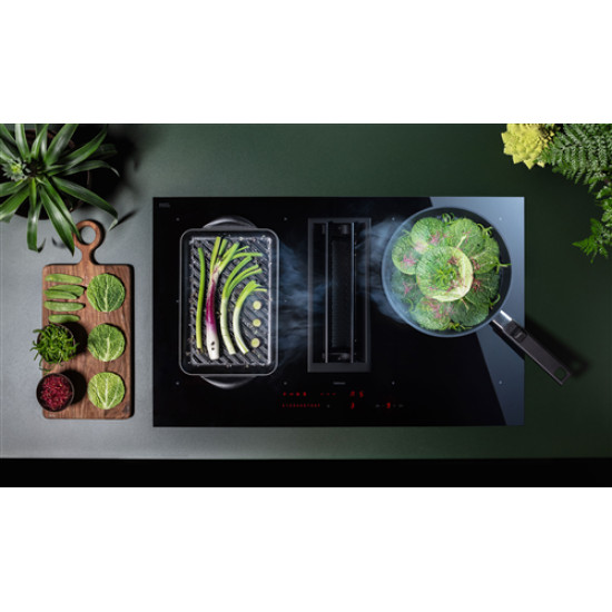 FALMEC Falmec  QUANTUM PRO 84 cm indukciós főzőlap beépített elszívóval 2900339 Beépíthető főzőlap integrált páraelszívóval