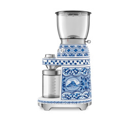 Smeg SMEG KÁVÉDARÁLÓ, retro, D&G Blu Mediterraneo CGF01DGBEU Tejhabosító