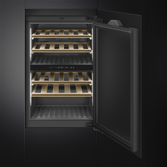 Smeg SMEG BEÉPÍTHETŐ BORHŰTŐ CVI040BE Egyajtós hűtőszekrény