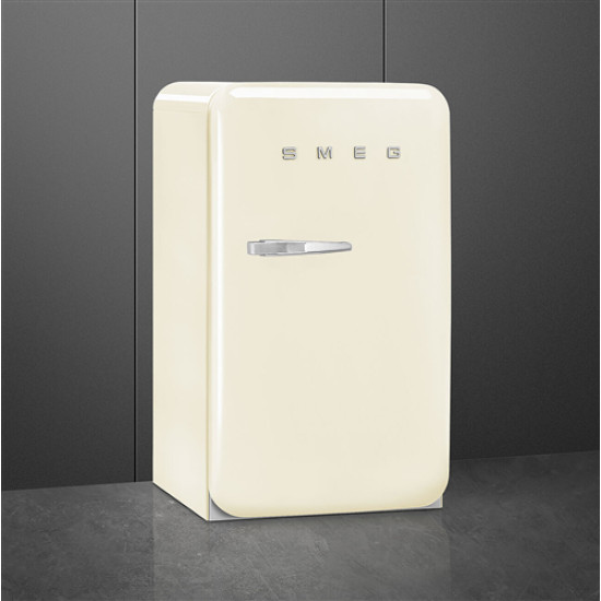Smeg SMEG HAPPY BAR, retro, 54,5x98 cm, jobb oldali pántok, bézs FAB10HRCR6 Egyajtós hűtőszekrény