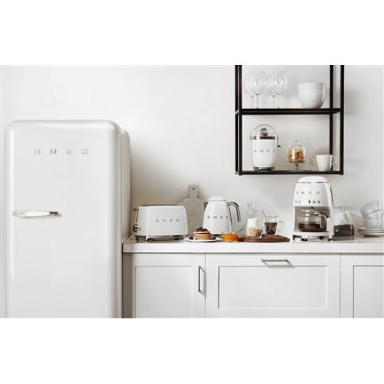 Smeg SMEG KOMBINÁLT HŰTŐ ÉS FAGYASZTÓ FAB28RWH6 Egyajtós hűtőszekrény