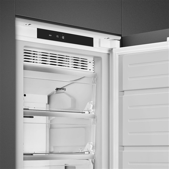 Smeg SMEG BEÉPÍTHETŐ FAGYASZTÓ S9F174DND Egyajtós hűtőszekrény